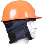 Téli sapka a sisak alá HELM
